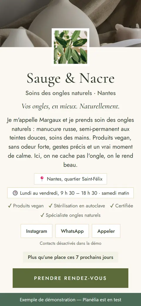 Page d’exemple Sauge & Nacre, style naturel et minimaliste
